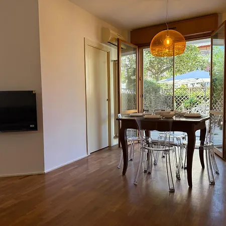 Centro - Residenza Romy Con Giardino - 5 Posti Letto Apartamento Rímini