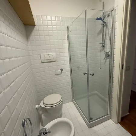 Centro - Residenza Romy Con Giardino - 5 Posti Letto * Rimini
