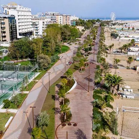 Centro - Residenza Romy Con Giardino - 5 Posti Letto *