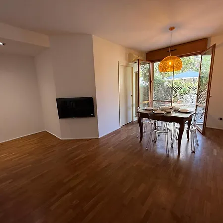 Centro - Residenza Romy Con Giardino - 5 Posti Letto