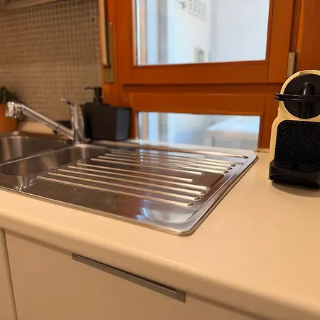 Centro - Residenza Romy Con Giardino - 5 Posti Letto 公寓 *