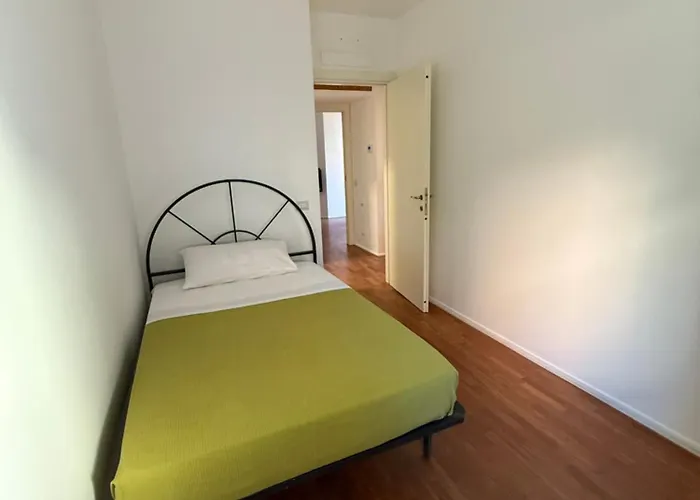 Centro - Residenza Romy Con Giardino - 5 Posti Letto *